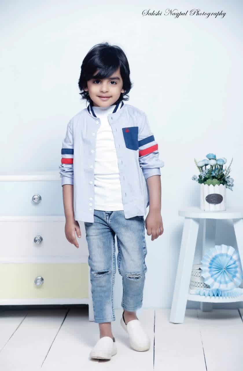 Aarav Actor 60 Photos - Moonagedaydream.film